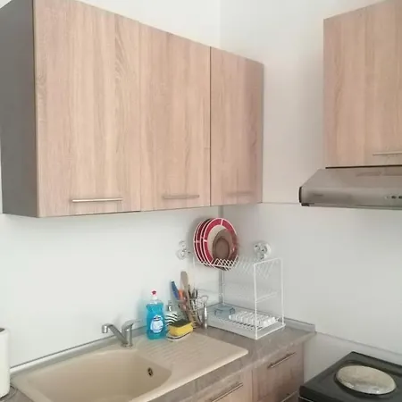 Top Location Near To City Center And Sea Garden *